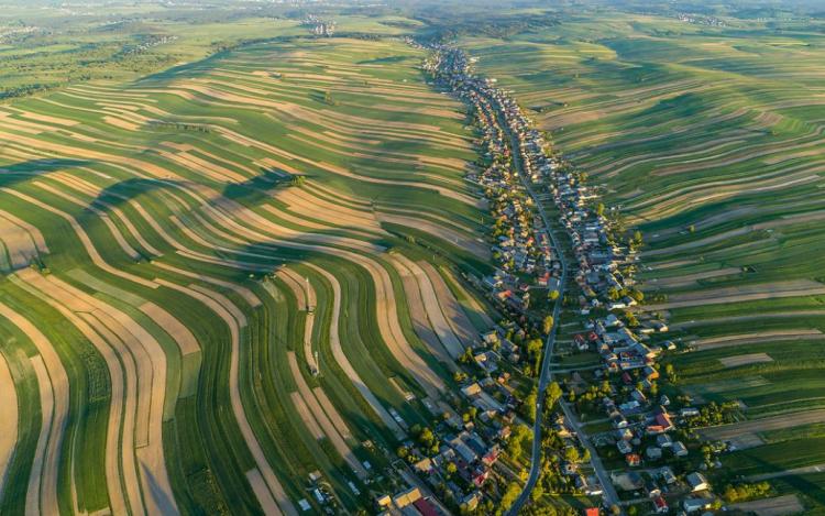 Село на одной улице